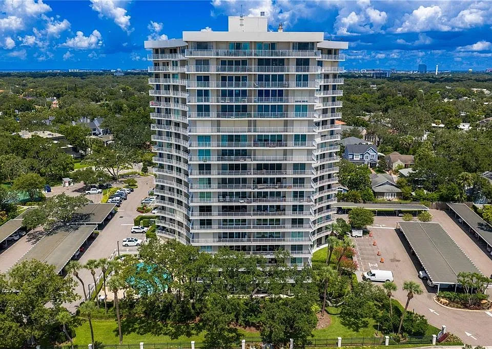 2611 Bayshore Blvd #1805