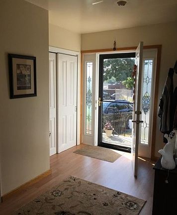 2nd image of 50 Briggs Ave