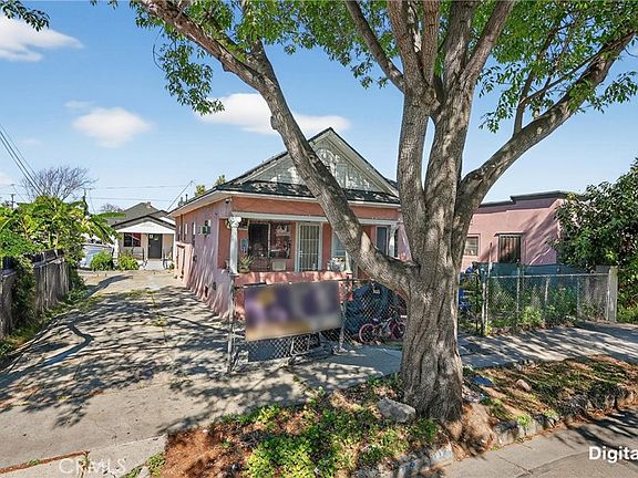 3rd image of 3631 Trinity St