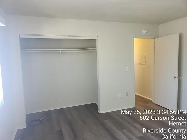 602 Carson St — Photo 11