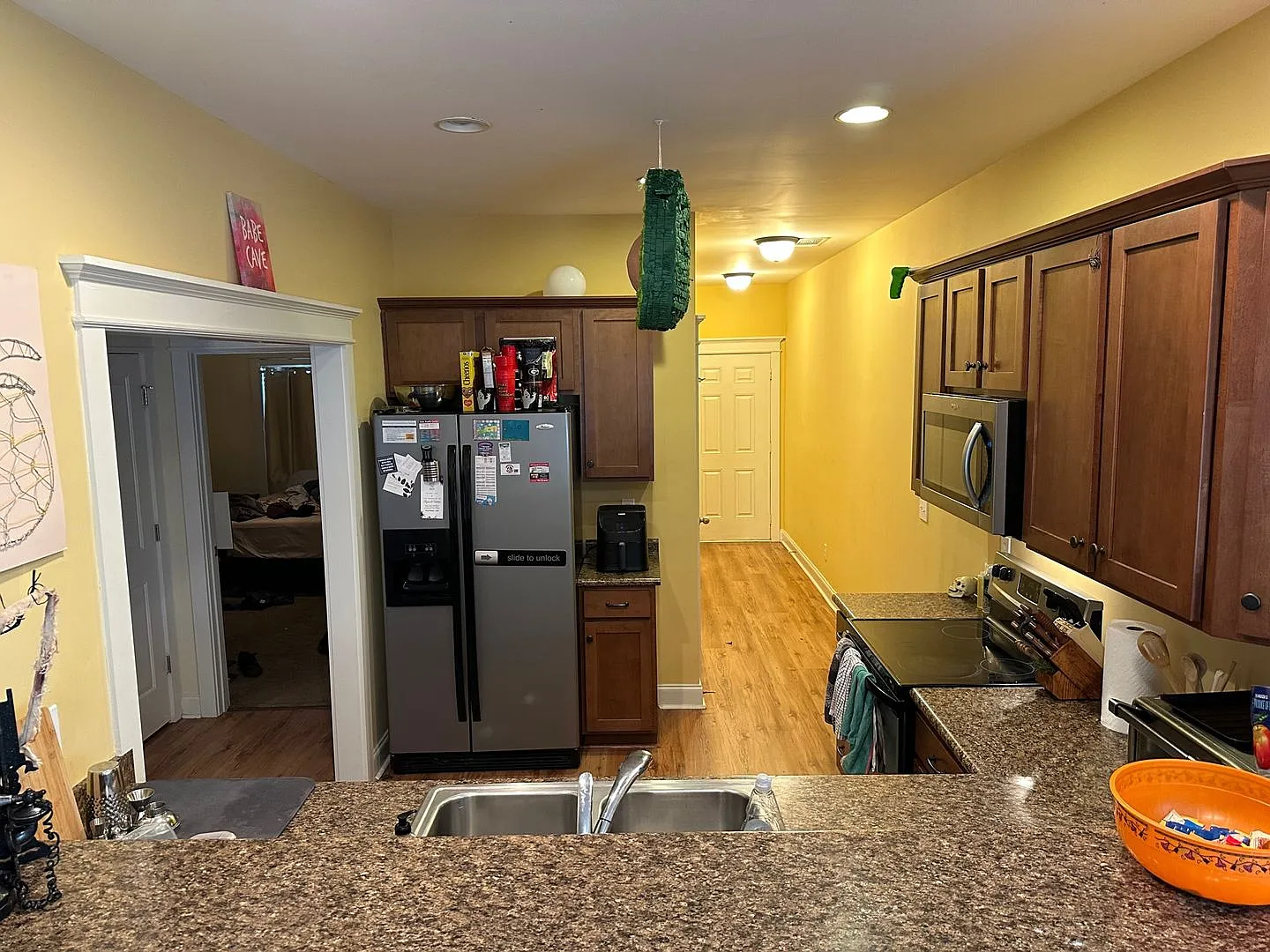 Four Bedroom 4 Bathroom Available Fall 2027 — Photo 4