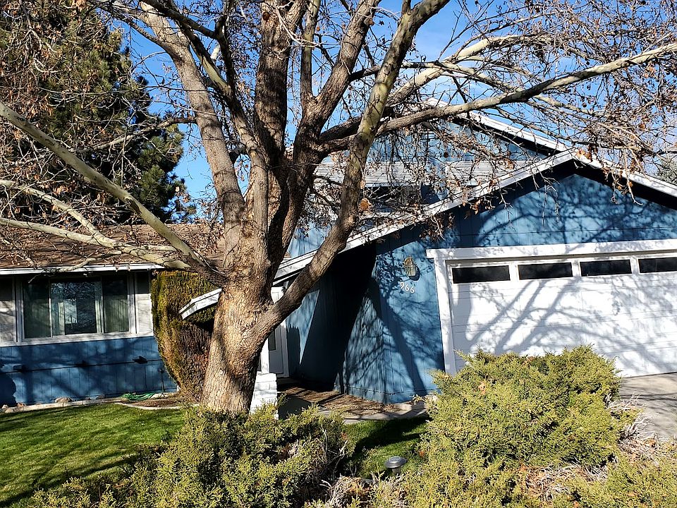 1st image of 966 Crestline Ct