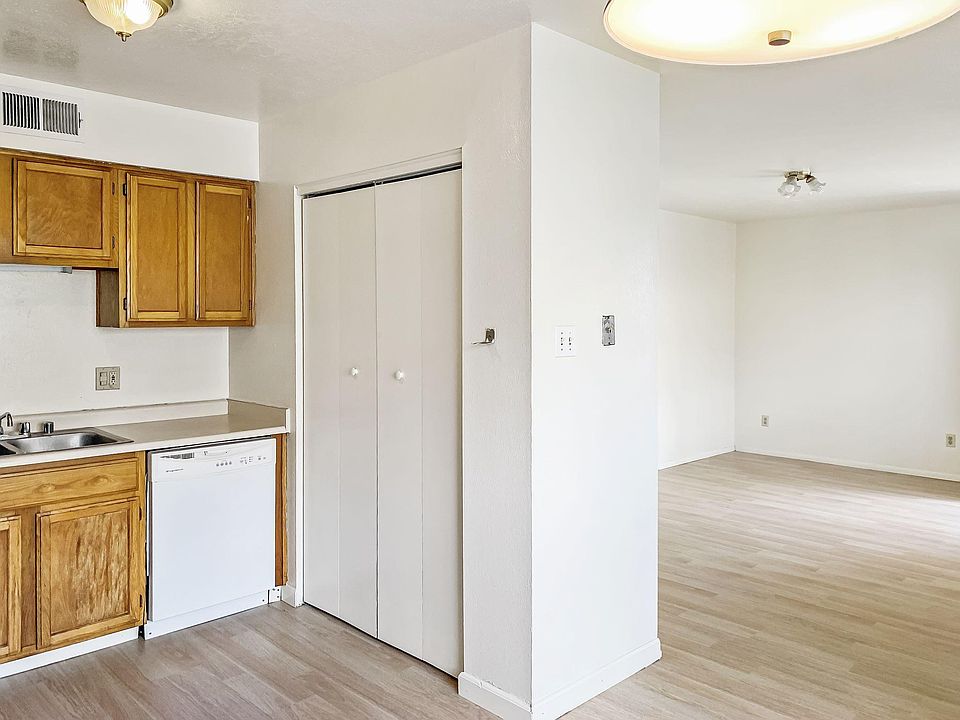 1st image of 540 Ortiz Dr SE APT D