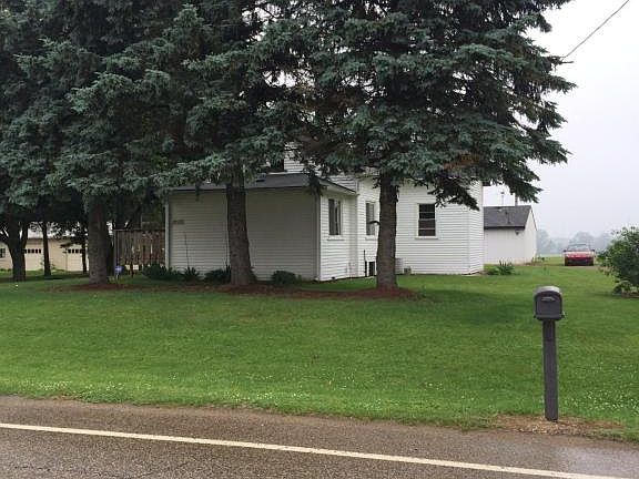 2nd image of 2748 Yore Ave