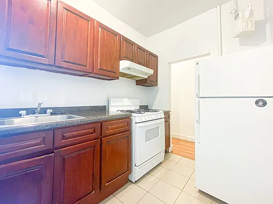 Rented by Blackwater Associates Inc. | media 12