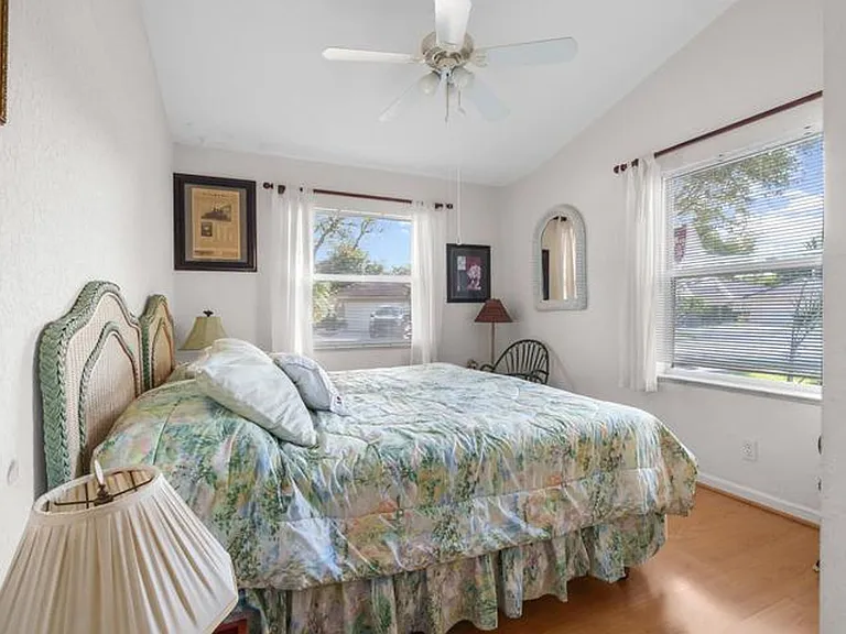 5260 Grande Palm Cir — Photo 18