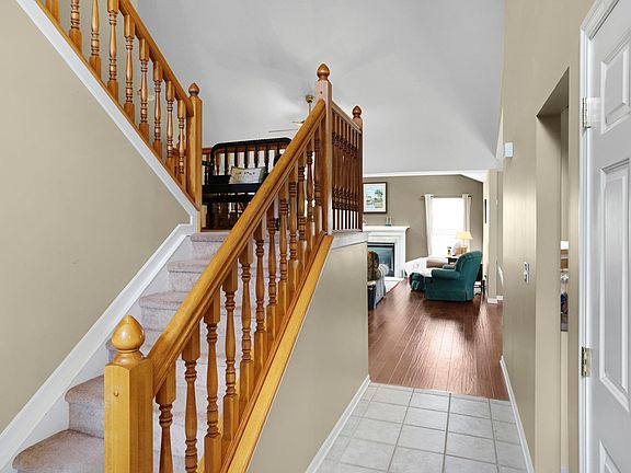 5th image of 12751 Saratoga Ln