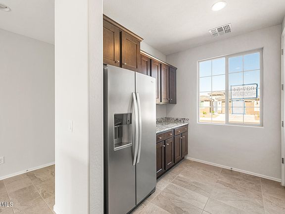 4th image of 21292 N 270TH Drive