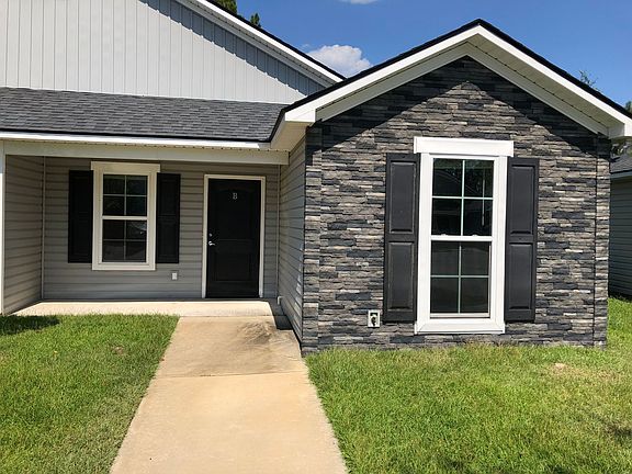 3rd image of 4105 Mulligan Manor Ln #568-B