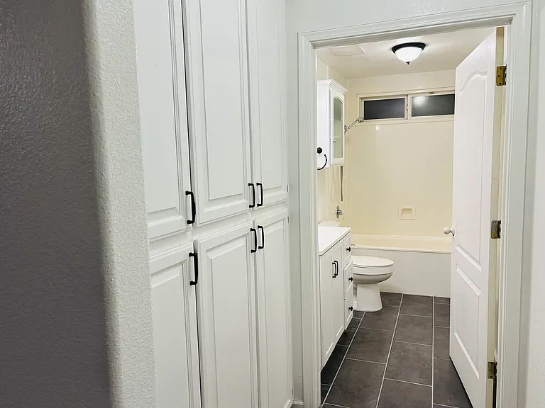 3330 E Douglas Ave — Photo 11