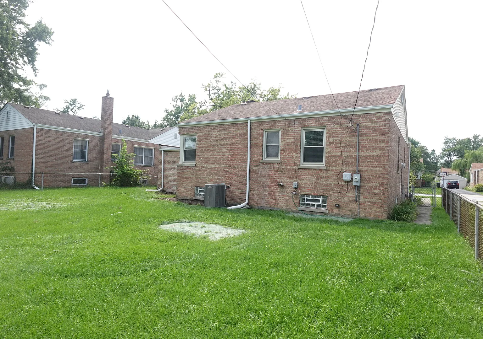 2 bed, $2,695 — Photo 4