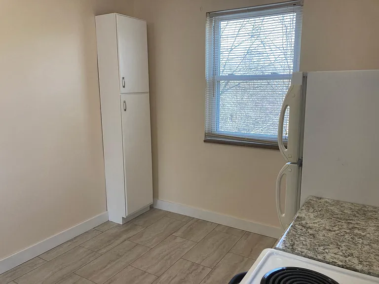 118 Arch Ave #2 — Photo 9