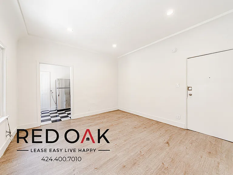 4811 Melrose Ave #107 — Photo 6