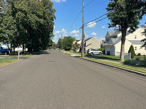 4th image of 6293 Edge Ave