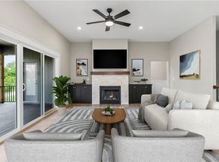 25446 W 91st Ter, Lenexa, KS 66227