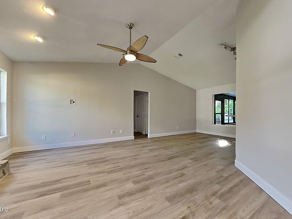 3rd image of 3644 PALEFACE Place