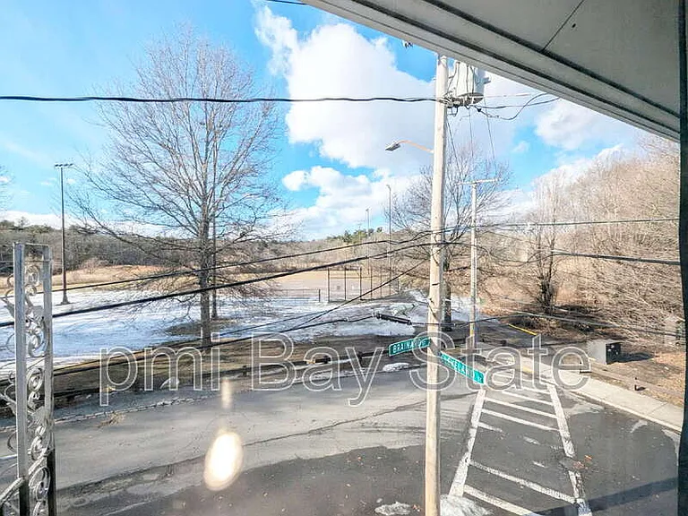 37 Brainard St — Photo 20