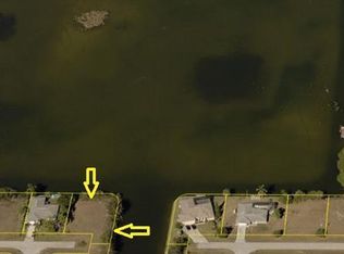 301 NW 11th Ter, Cape Coral, FL 33993