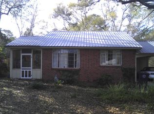 664 Fairhope Ave, Fairhope, AL 36532