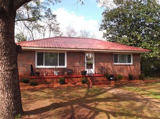 2104 South St, Greensboro, AL 36744