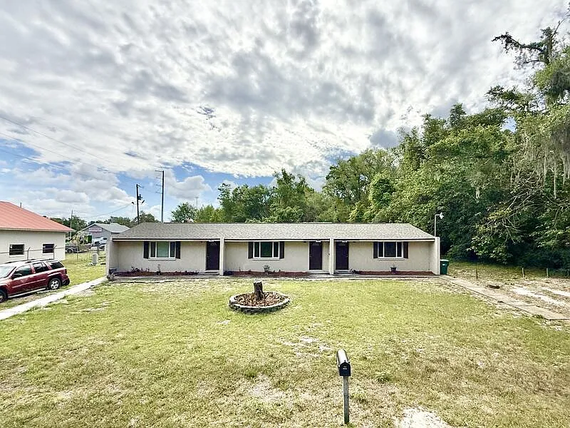 Building Photo - 793 S Nutmeg Ter