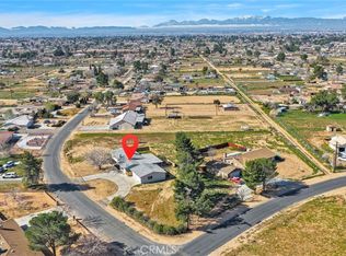 14450 Jicarilla Rd, Apple Valley, CA 92307