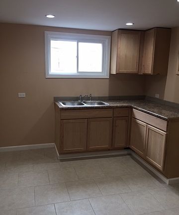 2nd image of 2357 S Sacramento Ave