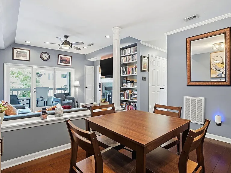 700 Bishops Park Dr #306 — Photo 17