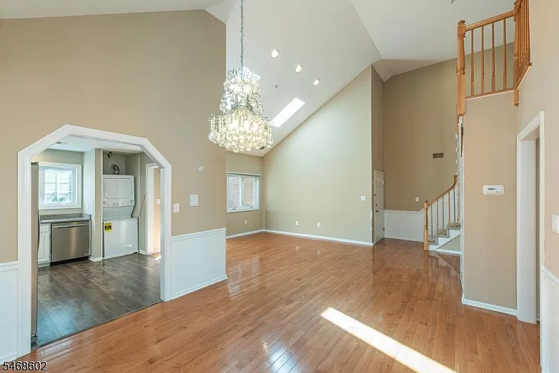 2 bed, 2.0 bath, $3,500 — Photo 3