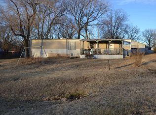 821 SW Main St, Melvern, KS 66510