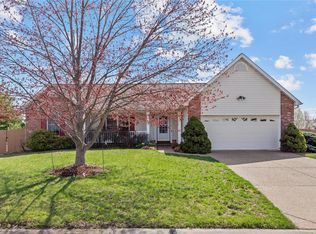 6902 Brassel Dr, O'Fallon, MO 63368