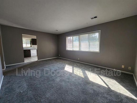 3rd image of 1848 Garfield St APT F