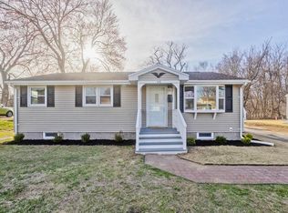 46 Armanella St, Chicopee, MA 01020
