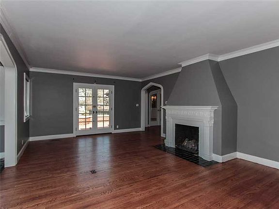 5th image of 4565 N Park Ave