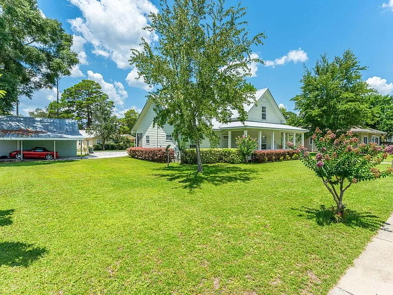 322 Crescent Dr — Photo 5