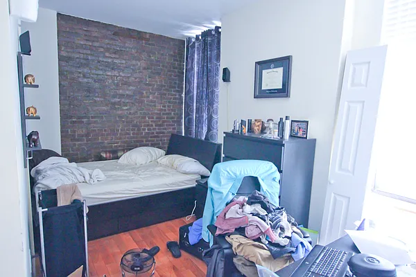 Rented by Jonis Realty | media 11