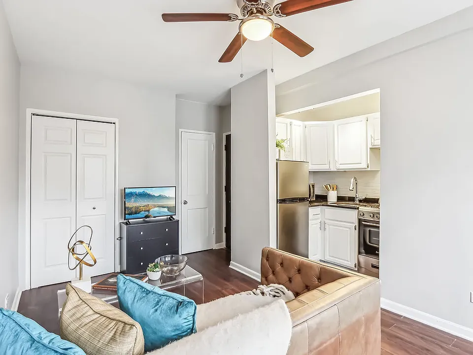 1140-45 N Lasalle St #410