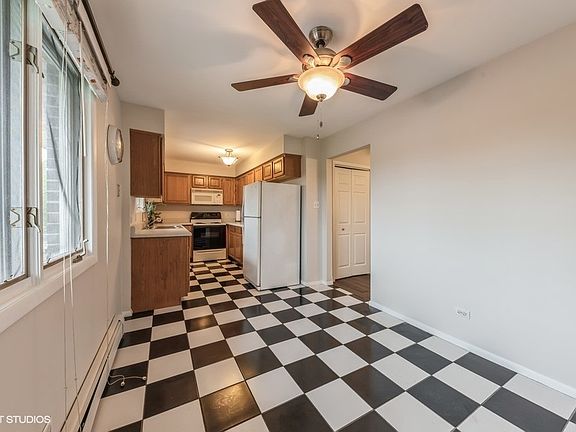 3rd image of 9024 W 140th St APT 3B
