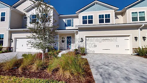 111 Carousel Dr Photo 1 111 Carousel Dr Photo 1