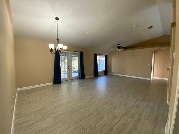 5th image of 13227 Pinyon Dr