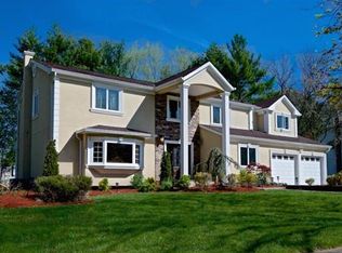 15 Williamsburg Ct, East Brunswick, NJ 08816