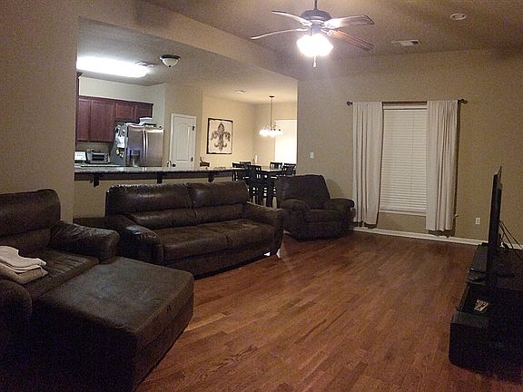 2nd image of 468 Christopher Dr