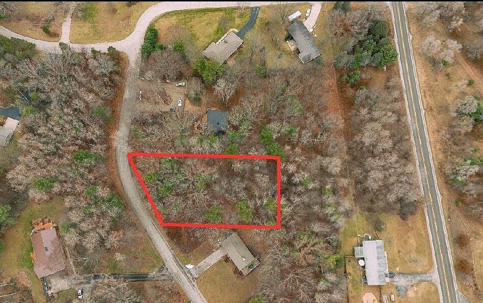 2nd image of 17430 Valley Dr