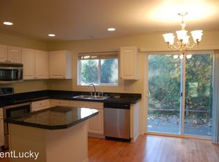 33009 44th Ave S, Federal Way, WA 98001