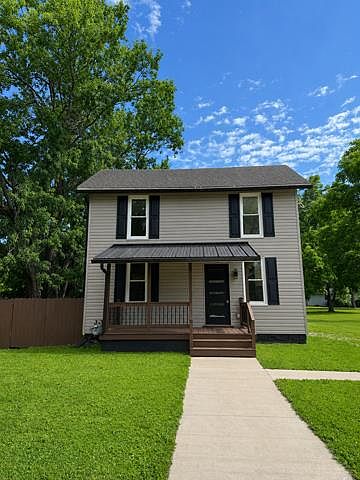 1st image of 406 Patterson St