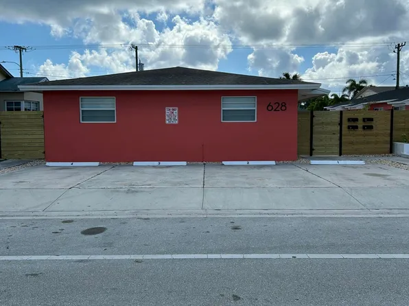 628 N M St, Lake Worth, FL 33460