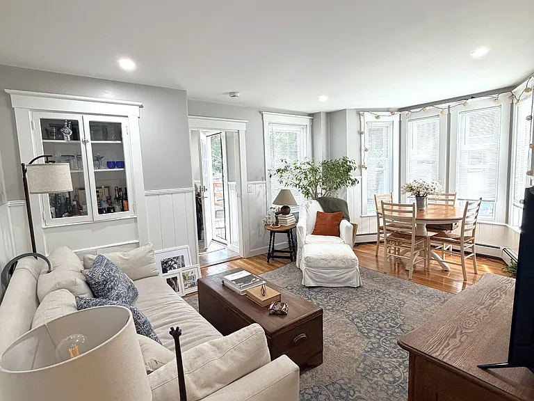 47 Laurel St #1F — Photo 4