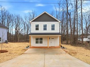 5125 Fredonia Ave, Winston Salem, NC 27105