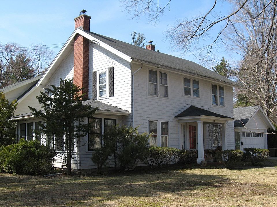 1st image of 289 Walnut St