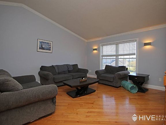 4th image of 1340 Stonechris Dr
